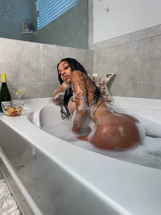 OnlyFans cuenta msalexisnicole header 2