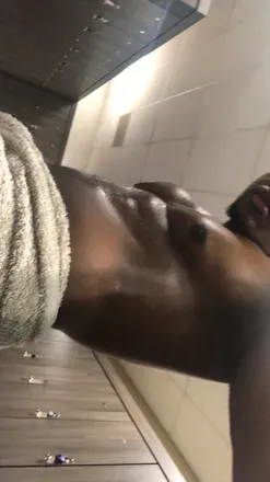 OnlyFans cuenta asantehakim avatar 1