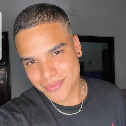 OnlyFans cuenta efeainjr header 2