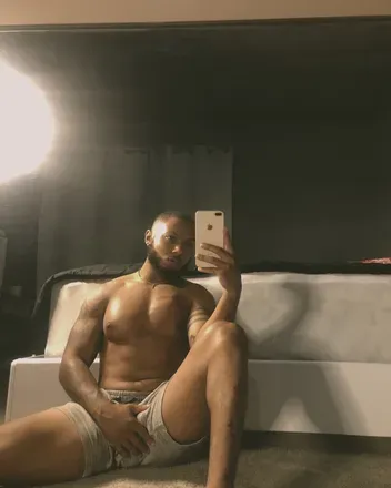 OnlyFans cuenta u27348733 avatar 1