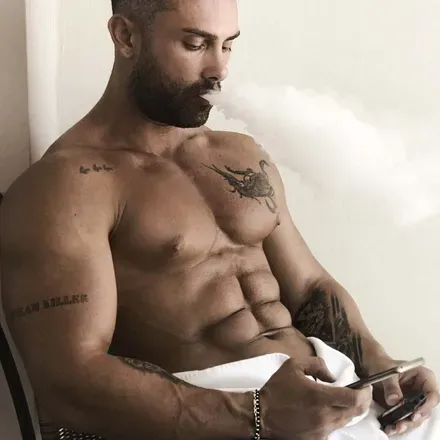 OnlyFans account  u181676566 avatar 1