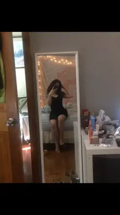 OnlyFans account  linaenique144was avatar 1