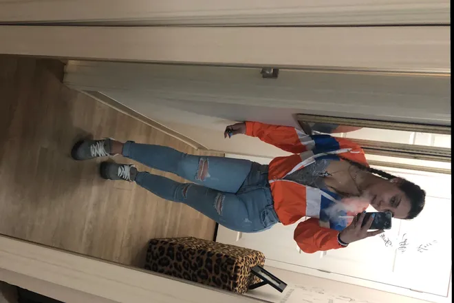 OnlyFans account  yungjenny header 2