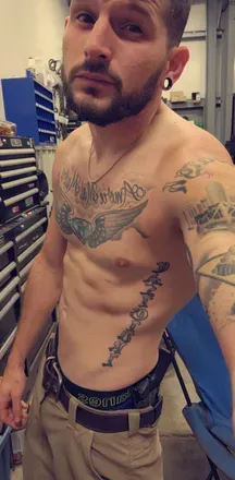 OnlyFans cuenta tattooedmechanic9 avatar 1