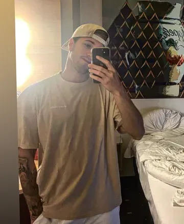 OnlyFans cuenta gentle_johnny98 avatar 1
