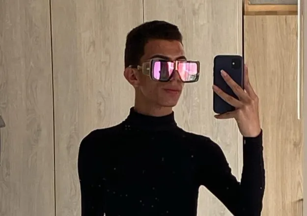 OnlyFans cuenta u308341359 header 2