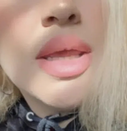 OnlyFans cuenta noemixi avatar 1