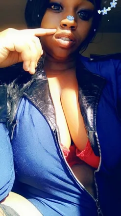 OnlyFans cuenta kianajurnne header 2