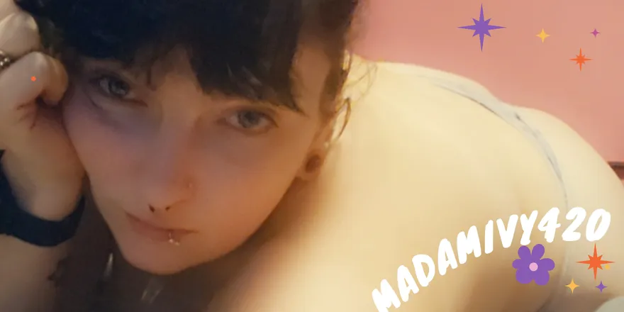 OnlyFans cuenta madamivy420 header 2