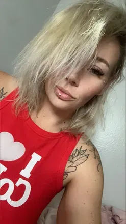 OnlyFans cuenta blondiebunnieee avatar 1
