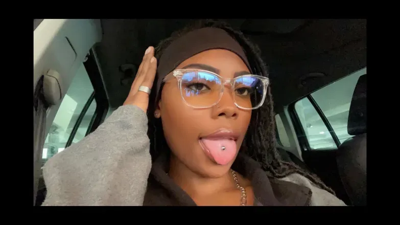 OnlyFans cuenta realmakaila header 2
