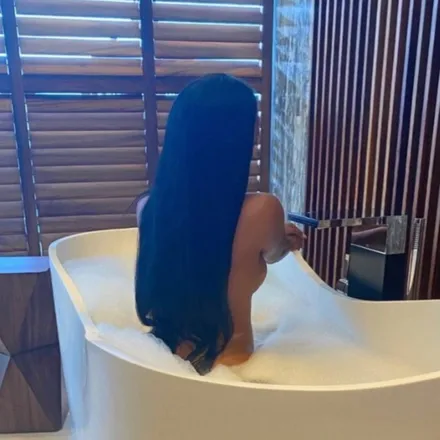 OnlyFans cuenta tinaborrelli header 2