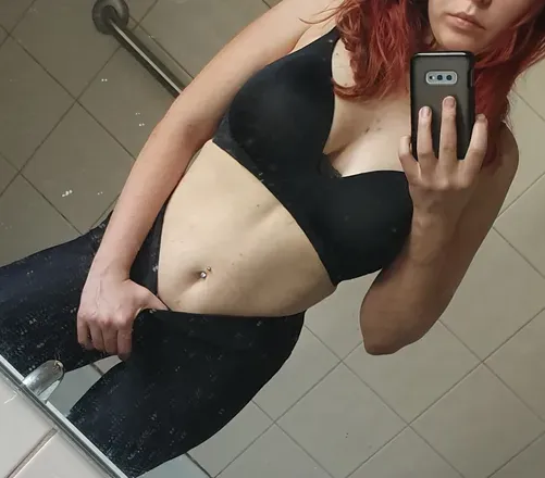 OnlyFans cuenta littlered.96 avatar 1