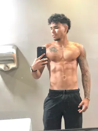 OnlyFans cuenta logan_sandlers7 avatar 1