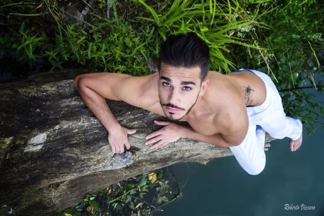 OnlyFans cuenta gianni_mauriello header 2