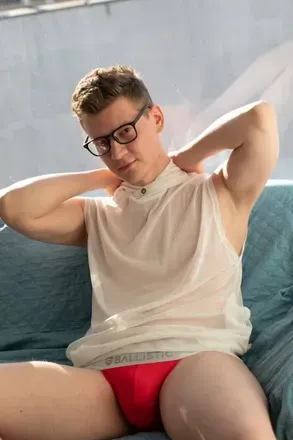 OnlyFans cuenta tomhuge header 2