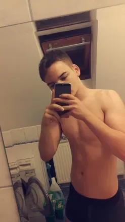 OnlyFans cuenta marci711 avatar 1