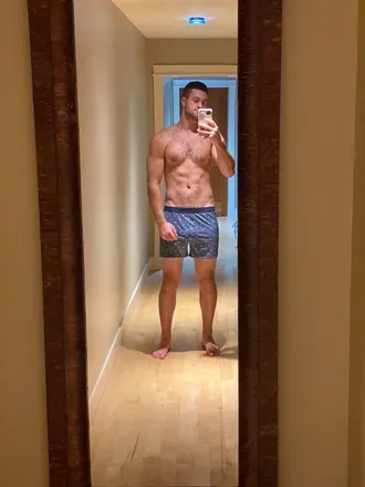 OnlyFans cuenta hungboarder117 avatar 1