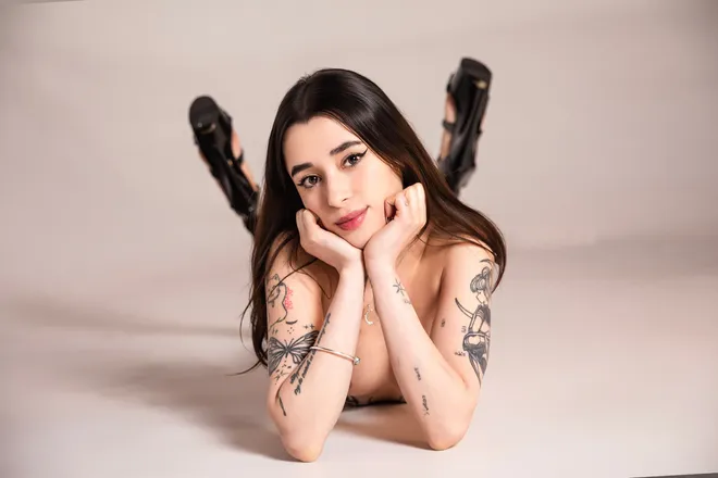 OnlyFans cuenta joy-moon header 2