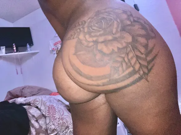 OnlyFans cuenta juicythejuicer header 2