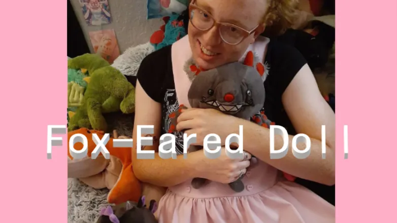 OnlyFans cuenta fox.eared.doll header 2