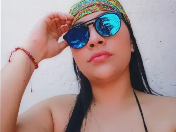 OnlyFans cuenta juliianagm header 2
