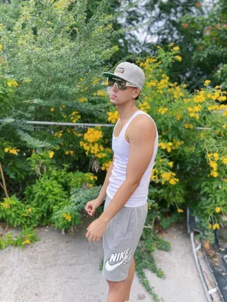 OnlyFans cuenta revo0418 avatar 1