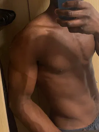 OnlyFans account  bleachedghos header 2