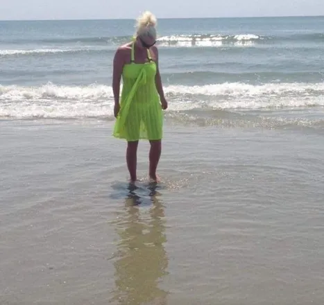 OnlyFans of beachybombshell