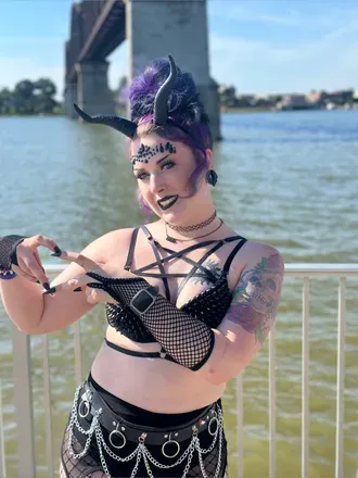 OnlyFans cuenta lilithlux666 previous_avatars_1 3