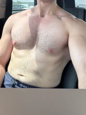 OnlyFans cuenta nerdyjockatl header 2