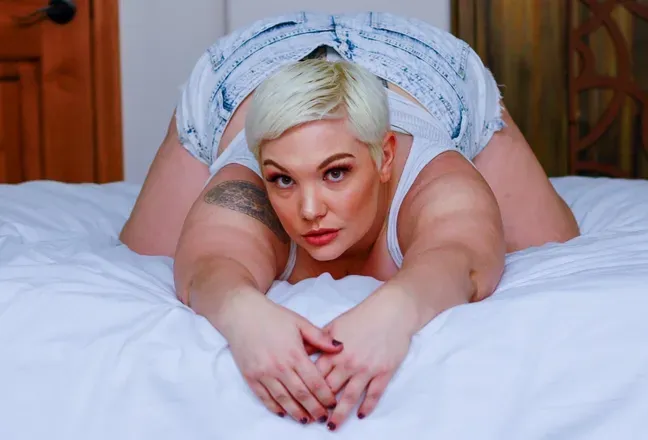 OnlyFans cuenta therealleilajane header 2