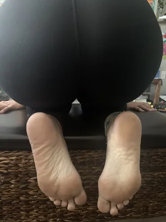 OnlyFans account  thejuiceyfootsielady1 header 2