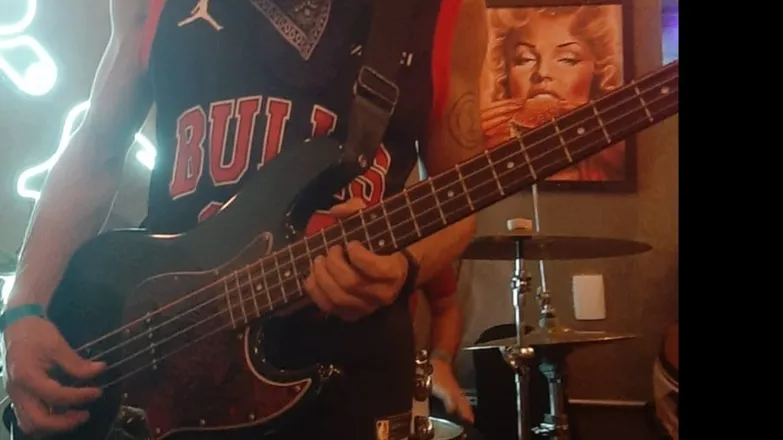 OnlyFans cuenta the.bassist header 2