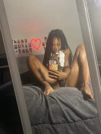 OnlyFans cuenta shortcakesz avatar 1
