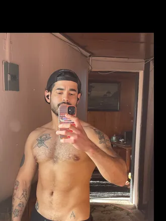 OnlyFans cuenta mighty_zeus header 2