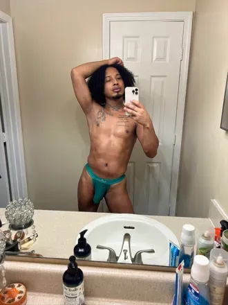 OnlyFans cuenta royalmixedbreedofficial avatar 1