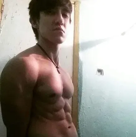 OnlyFans cuenta kevintorres2111 avatar 1