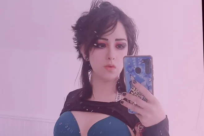 OnlyFans cuenta littlewitchbooty header 2