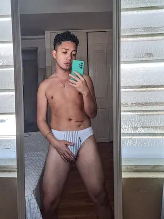 OnlyFans cuenta kenny_tuche avatar 1