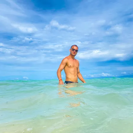 OnlyFans cuenta cello_leite header 2