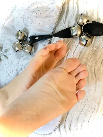 OnlyFans cuenta rileysfinefeet header 2