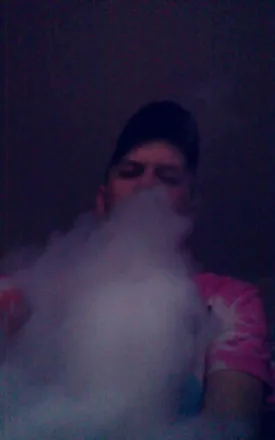 OnlyFans cuenta platinum-stoner header 2