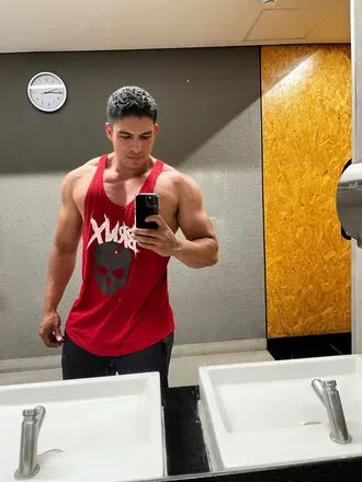 OnlyFans cuenta alejandrog94 avatar 1