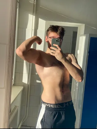 OnlyFans cuenta thomasamaji header 2