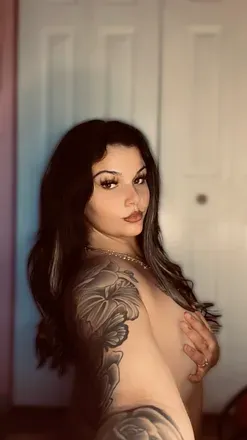 OnlyFans cuenta lyssareneexxx avatar 1