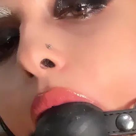 OnlyFans account  flexingweirdness avatar 1