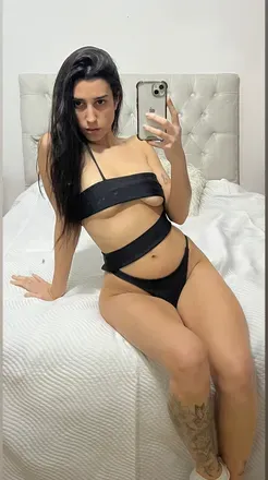 OnlyFans cuenta coralby avatar 1