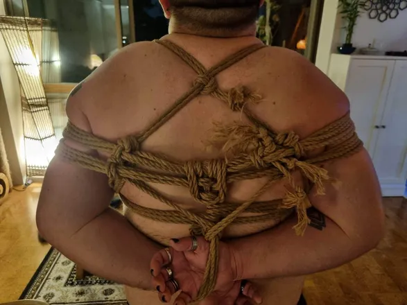 OnlyFans cuenta brisheavysub83 header 2