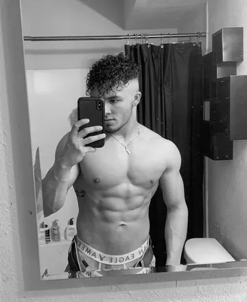 OnlyFans cuenta matthewpete98 header 2